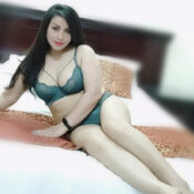 Bella Sweet Escort Berlin chubby top model beauty for intimate moments & facial insemination apartment